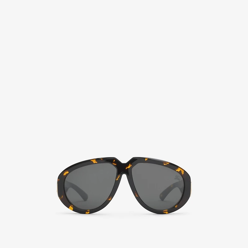 Curve Pilot Sunglasses​ in Bright tortoiseshell - Women | Burberry® Official