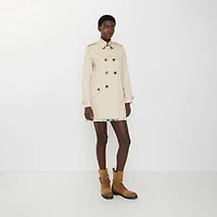 Short Summerside Gabardine Trench Coat​ in Clam beige - Women, Cotton Gabardine | Burberry® Official