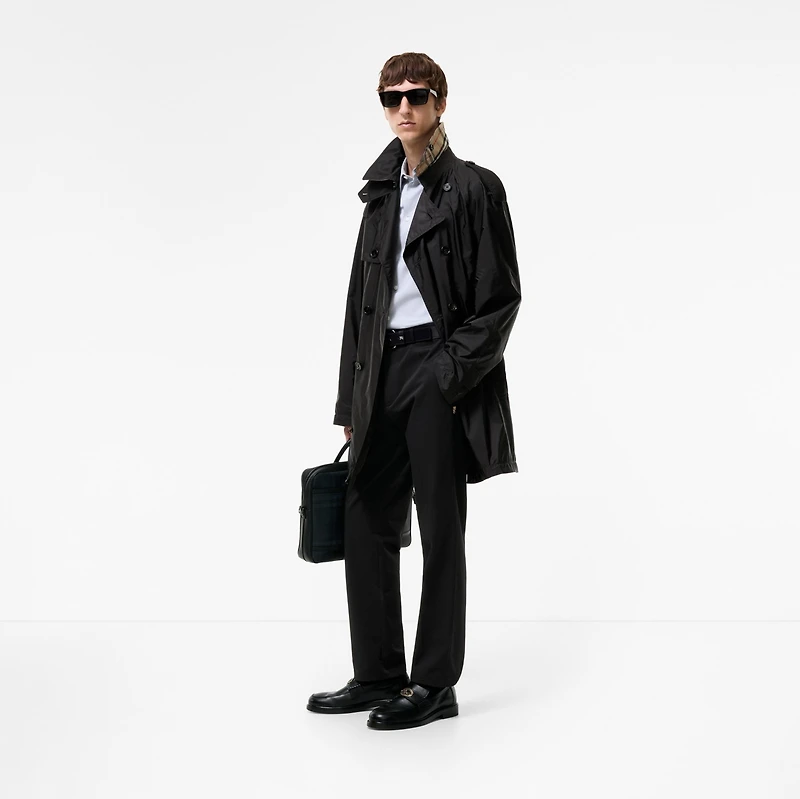 Mid-length Nylon Leadenham Trench Coat in Black - Men | Burberry® Official