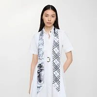 Skinny Reversible Etched Knight Silk Scarf in Cornflower blue | Burberry® Official