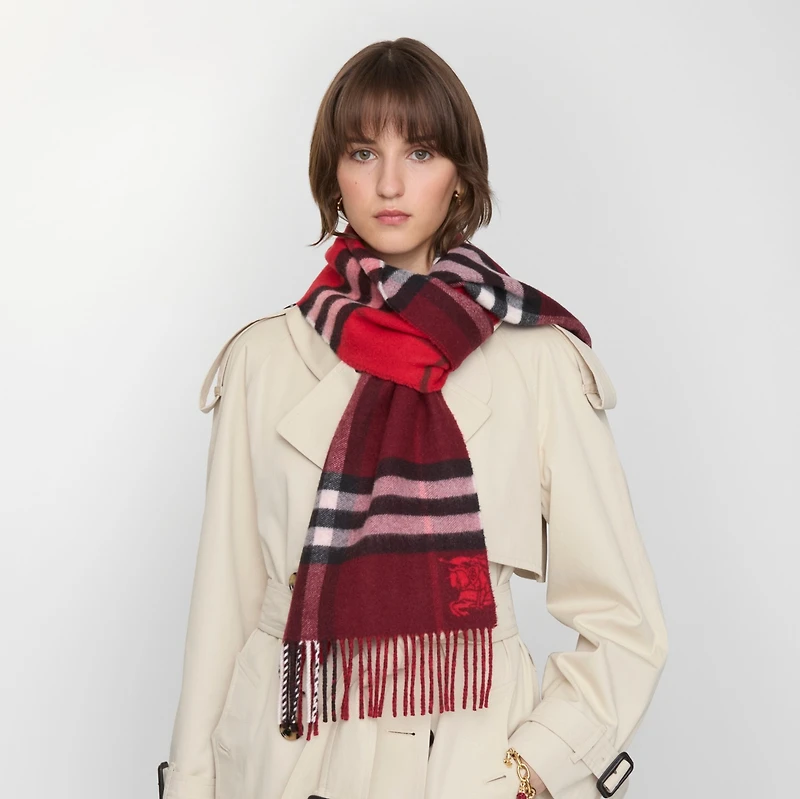 Contrast Check Cashmere Scarf in Post red/oxblood red | Burberry® Official