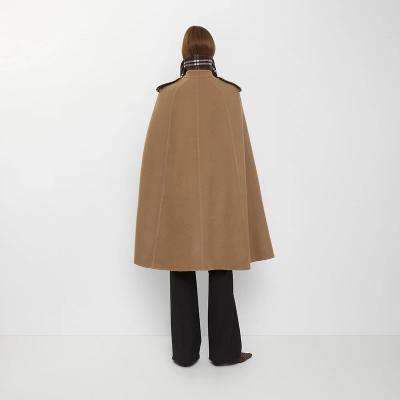 Wool Belmont Trench Cape in Camel brown/treacle brown - Women | Burberry® Official