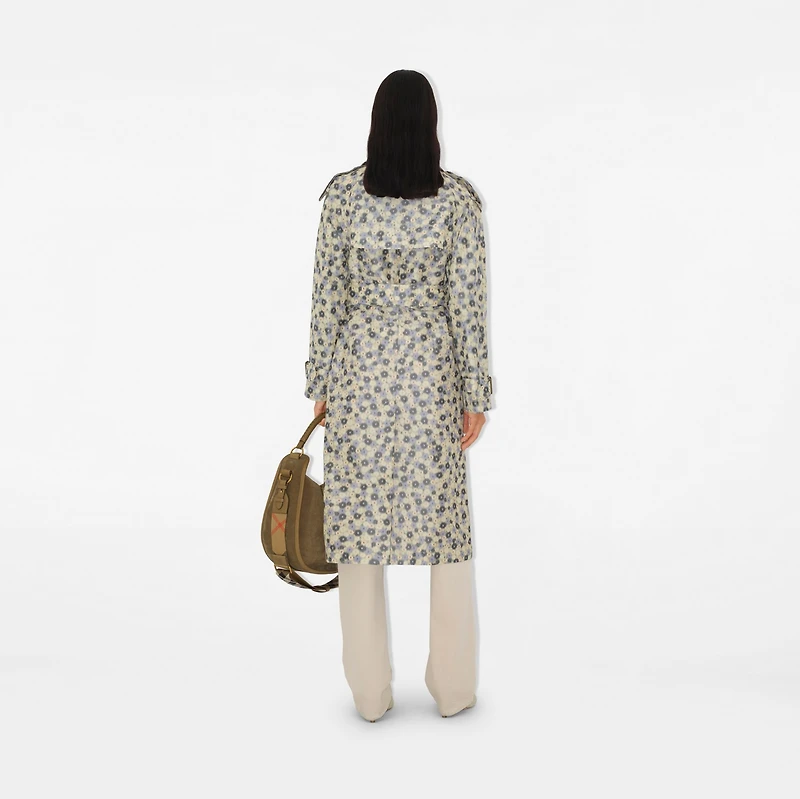 Long Daisy Lightweight Trench Coat in Eccles - Women | Burberry® Official