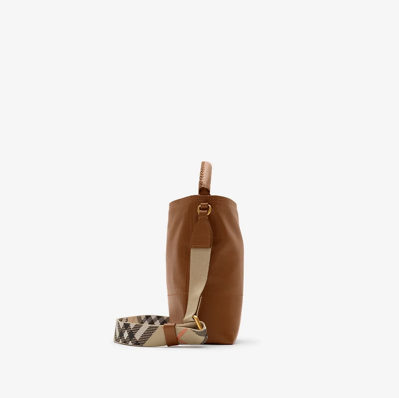 Mini B Clip Bucket Bag​ in Hazel brown - Women, Leather | Burberry® Official