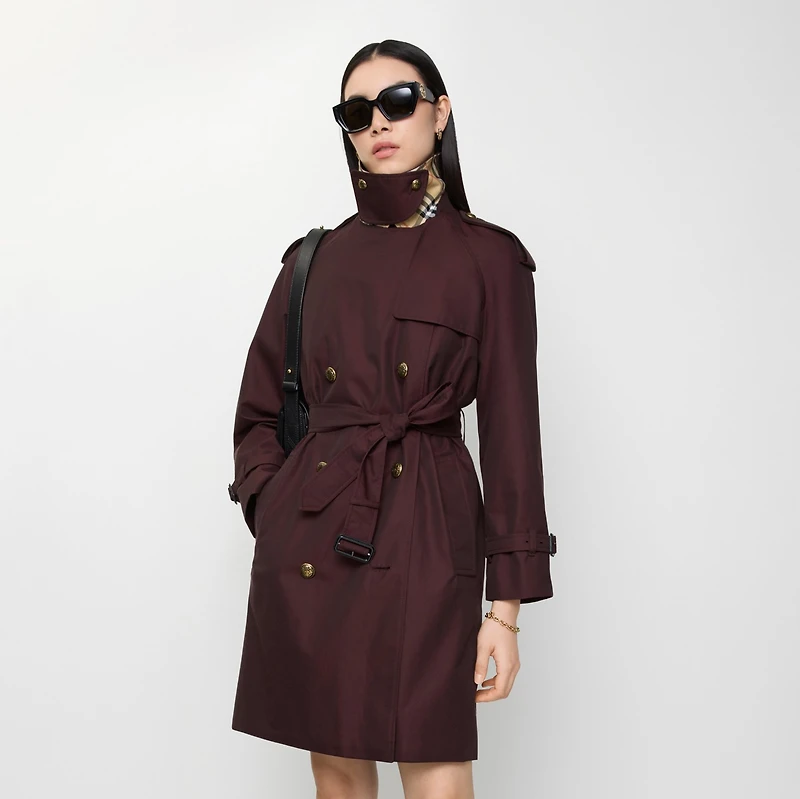 Mid-length Gabardine Castleford Trench Coat in Mahogany red - Women | Burberry® Official