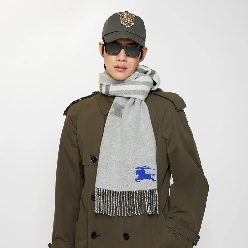 Reversible EKD Check Cashmere Scarf in Mitten grey | Burberry® Official