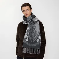Etched Knight Cashmere Scarf in Monochrome | Burberry® Official
