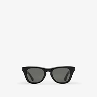 Arch Facet Sunglasses in Black | Burberry® Official