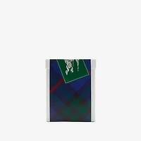 Ivy and Sandalwood Candle in Ivy green | Burberry® Official