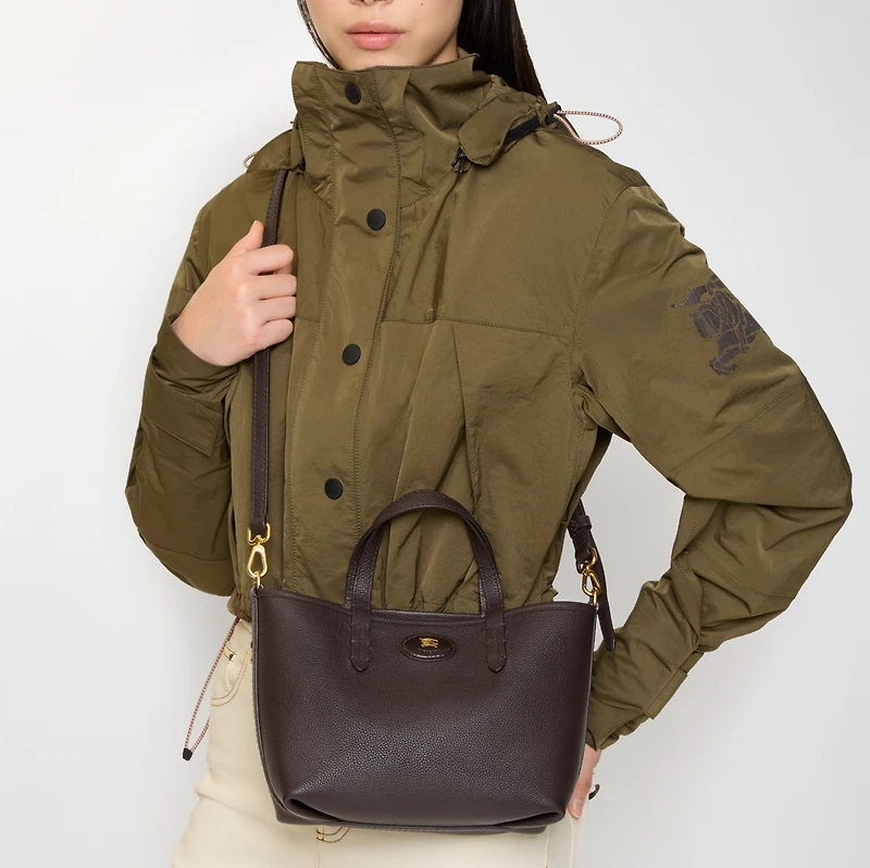 Mini Reversible Bloomsbury Tote​ in Peat brown/sand beige - Women | Burberry® Official