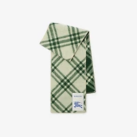 Check Wool Scarf in Tennis green | Burberry® Official