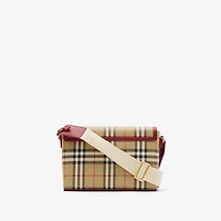 Note Bag in Archive beige/ruby red - Women | Burberry® Official