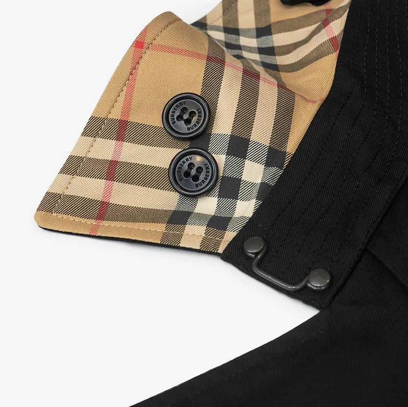 Long Chelsea Heritage Trench Coat in Black - Women, Cotton Gabardine | Burberry® Official