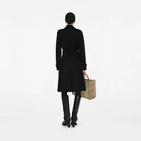 Long Chelsea Heritage Trench Coat in Black - Women, Cotton Gabardine | Burberry® Official