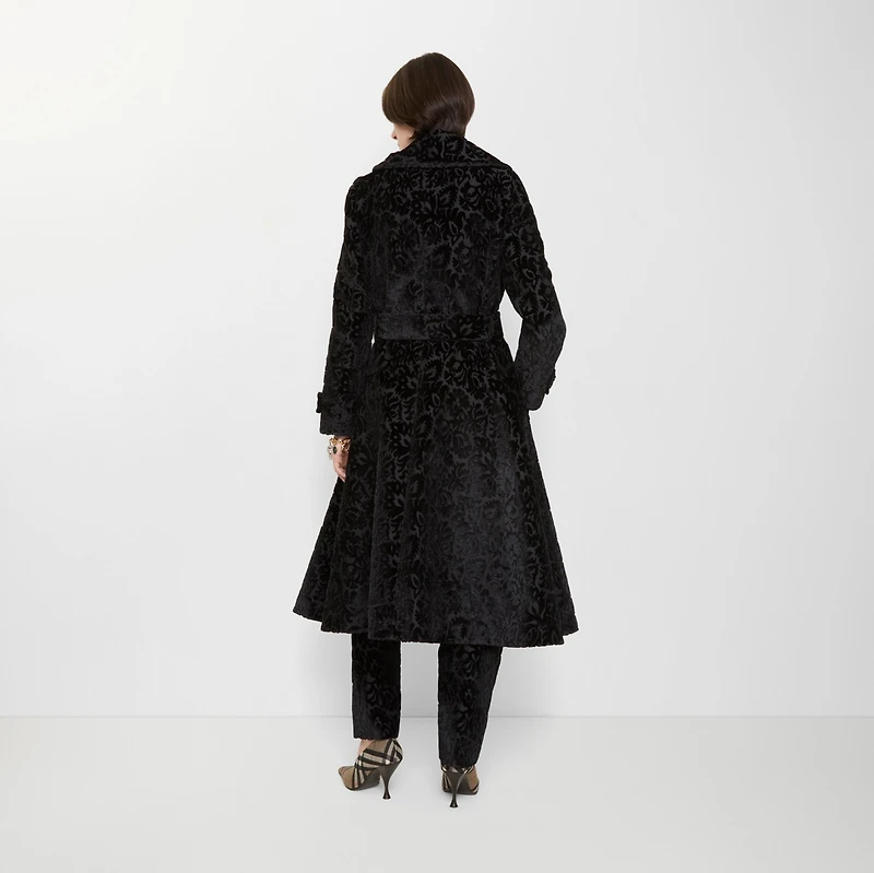 Vine Silk Blend Velvet Tailored Coat in Black - Women | Burberry® Official