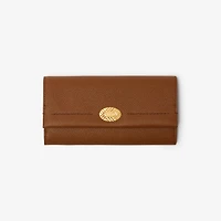 Cotswolds Continental Wallet​ in Hazel - Women, Leather | Burberry® Official