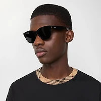 Check Round Sunglasses in Black/check | Burberry® Official