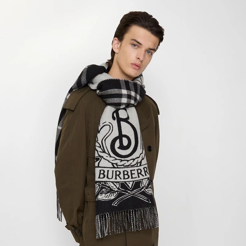 Wide Reversible Stormy Knight Scarf in Black/calico | Burberry® Official