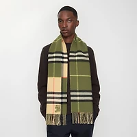 Contrast Check Cashmere Scarf in Pea green/sand | Burberry® Official