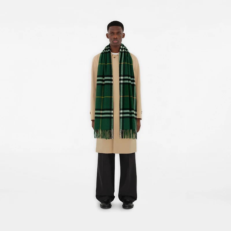 Wide Check Cashmere Scarf in Dark fern green | Burberry® Official