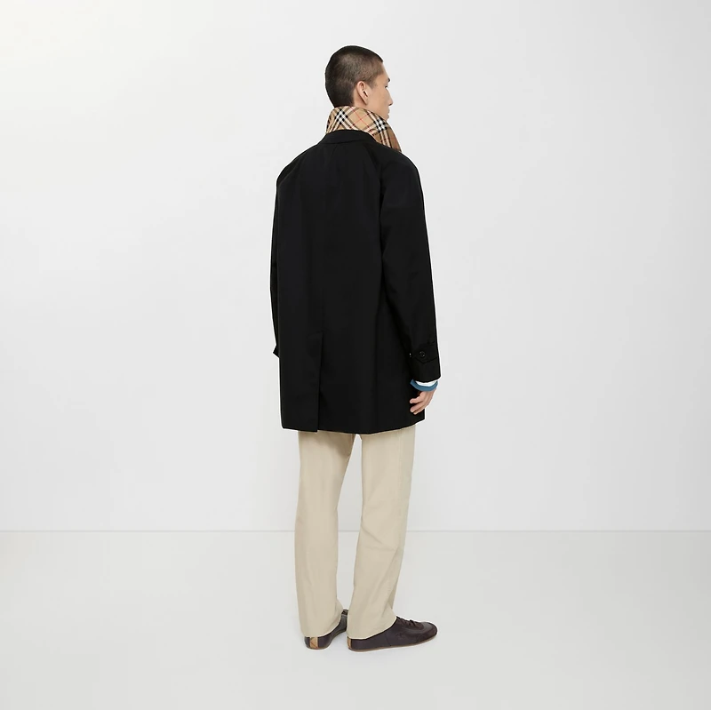 Short Camden Heritage Car Coat in Black - Men, Cotton Gabardine | Burberry® Official