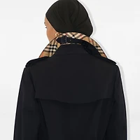 Long Chelsea Heritage Trench Coat in Black - Women, Cotton Gabardine | Burberry® Official