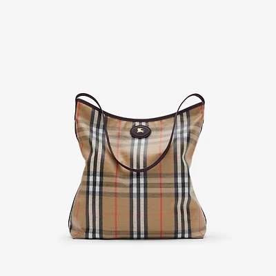Medium Highlands Shoulder Bag in Sand beige - Women, Cotton, Linen | Burberry® Official
