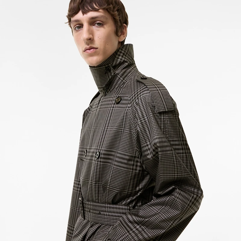 Mid-length Silk Leadenham Trench Coat in Concrete grey - Men | Burberry® Official