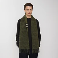 Reversible B Shield Cashmere Scarf in Pea green | Burberry® Official