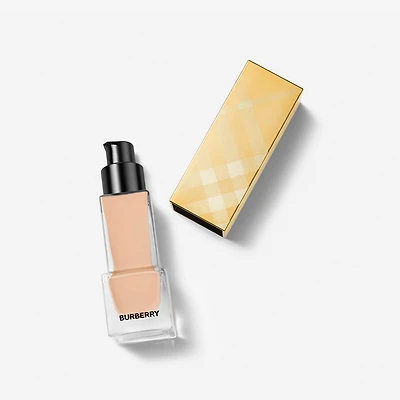 Ultimate Glow Foundation – 40 Light Cool - Women | Burberry® Official