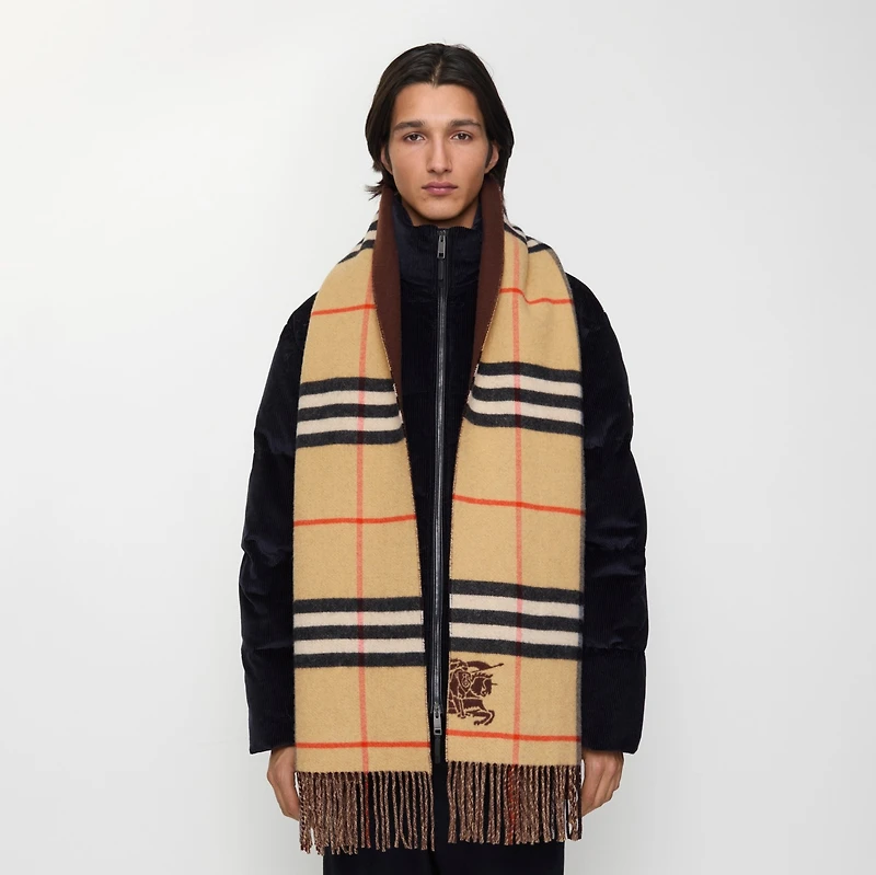 Wide Reversible Check Cashmere Scarf in Sand | Burberry® Official