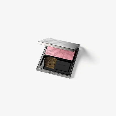 Light Glow – Cameo Blush No.02 in Cameo Blush 02 Beige - Women | Burberry® Official