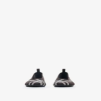 Check Knit Baby Ballerinas in Mahogany - Women | Burberry® Official