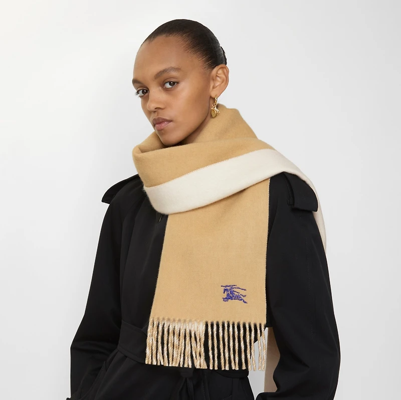 Reversible Cashmere Scarf in Sand/neutral | Burberry® Official