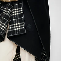 Check Cashmere Cape in Black/calico beige | Burberry® Official