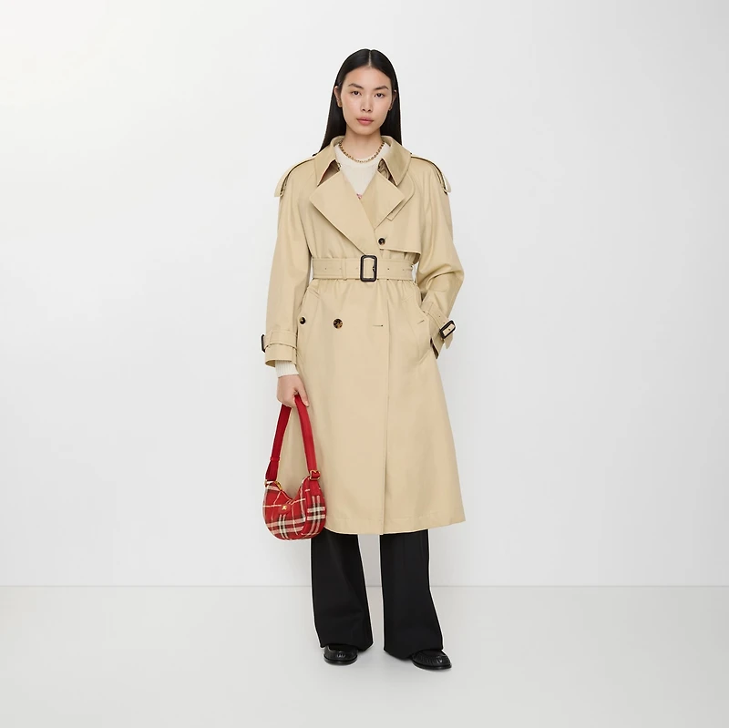 Long Gabardine Fitzrovia Trench Coat with Warmer in Limestone beige - Women, Wool, Cotton Gabardine | Burberry® Official