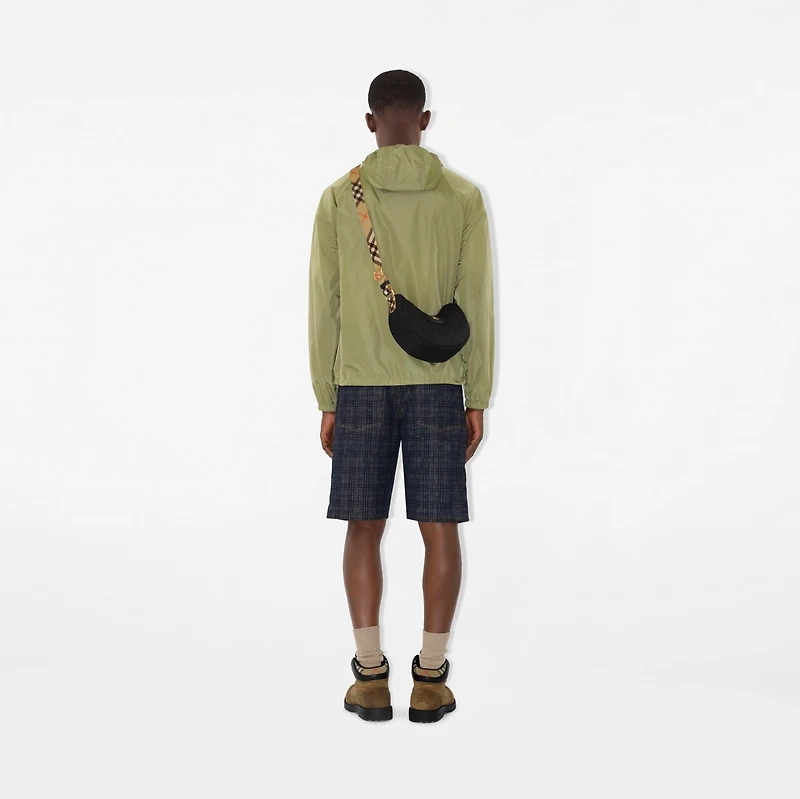 Horseshoe Crossbody Bag​ in Black - Women | Burberry® Official