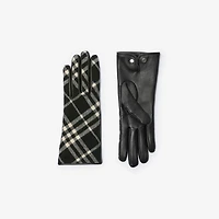 Check Wool Cashmere Gloves in Black/calico beige - Women | Burberry® Official