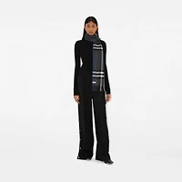 Check Cashmere Scarf in Dark charcoal | Burberry® Official