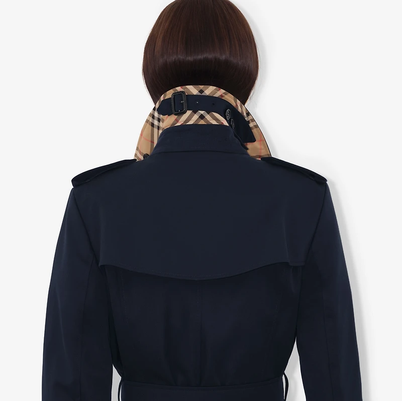 Mid-length Chelsea Heritage Trench Coat in Coal blue - Women, Cotton Gabardine | Burberry® Official