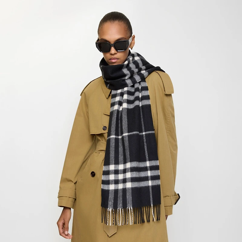 Check Cashmere Scarf in Black/calico | Burberry® Official