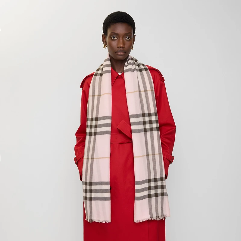 Wide Check Wool Scarf in Bow pink | Burberry® Official