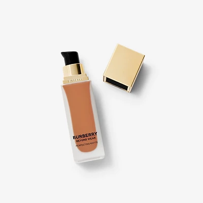 Beyond Wear Perfecting Matte Foundation – 115 Medium-Deep Cool - Women | Burberry® Official
