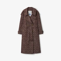 Long Baroque Viscose Blend Fitzrovia Trench Coat in Duchess red - Women | Burberry® Official