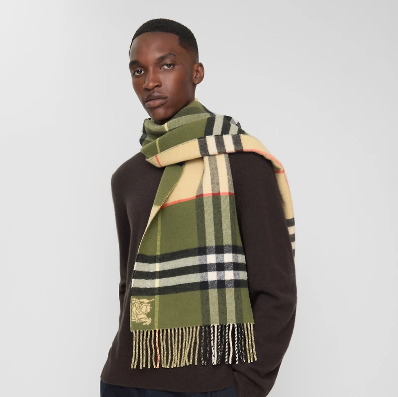 Contrast Check Cashmere Scarf in Pea green/sand | Burberry® Official