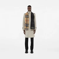 Contrast Check Cashmere Scarf in Archive beige/black | Burberry® Official