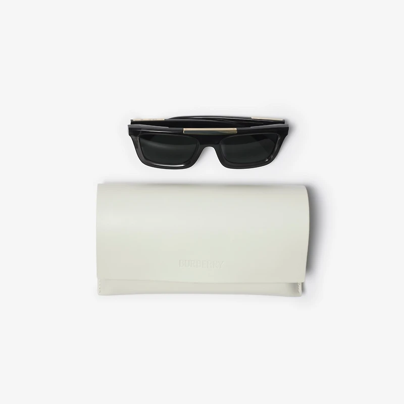 Classic Rectangular Sunglasses​ in Black - Men | Burberry® Official