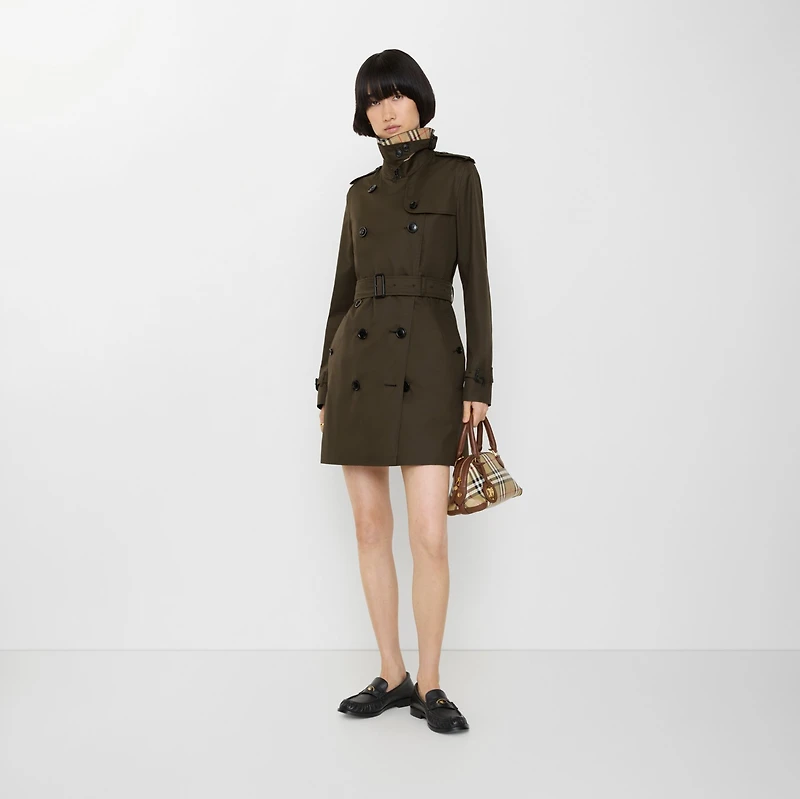 Short Tropical Gabardine Kensington Trench Coat in Juniper green - Women | Burberry® Official