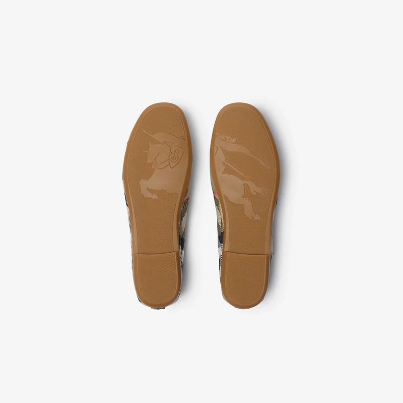 Check Ballerinas in Sand