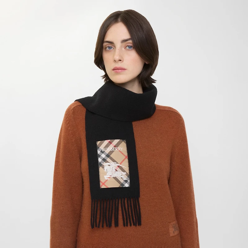 Check Label Cashmere Scarf in Black/sand | Burberry® Official